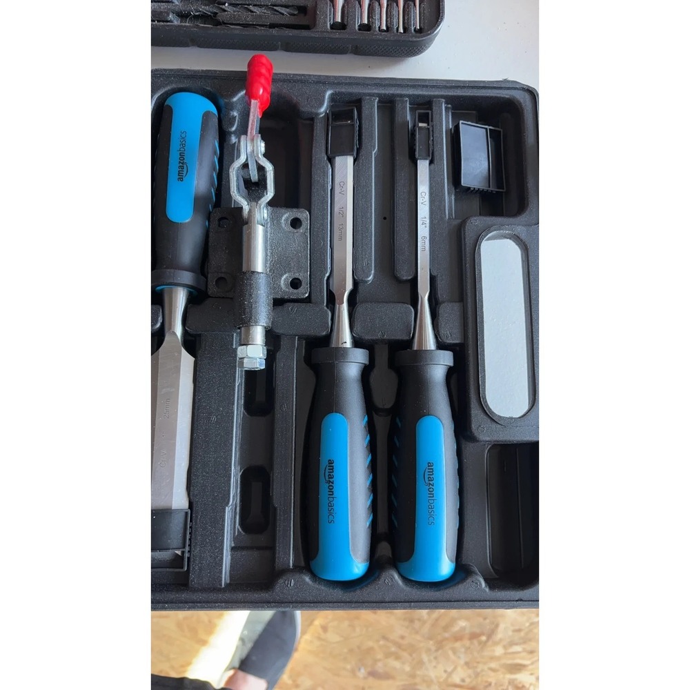Amazon Chisel Set -One Chisel Missing - Picture 4 of 5
